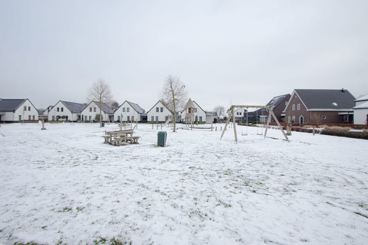 Foto 30 van Schrijnwerkerstraat 17