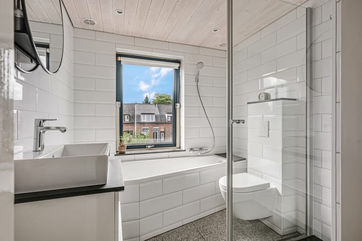 Foto 19 van Bisschopsweg 34