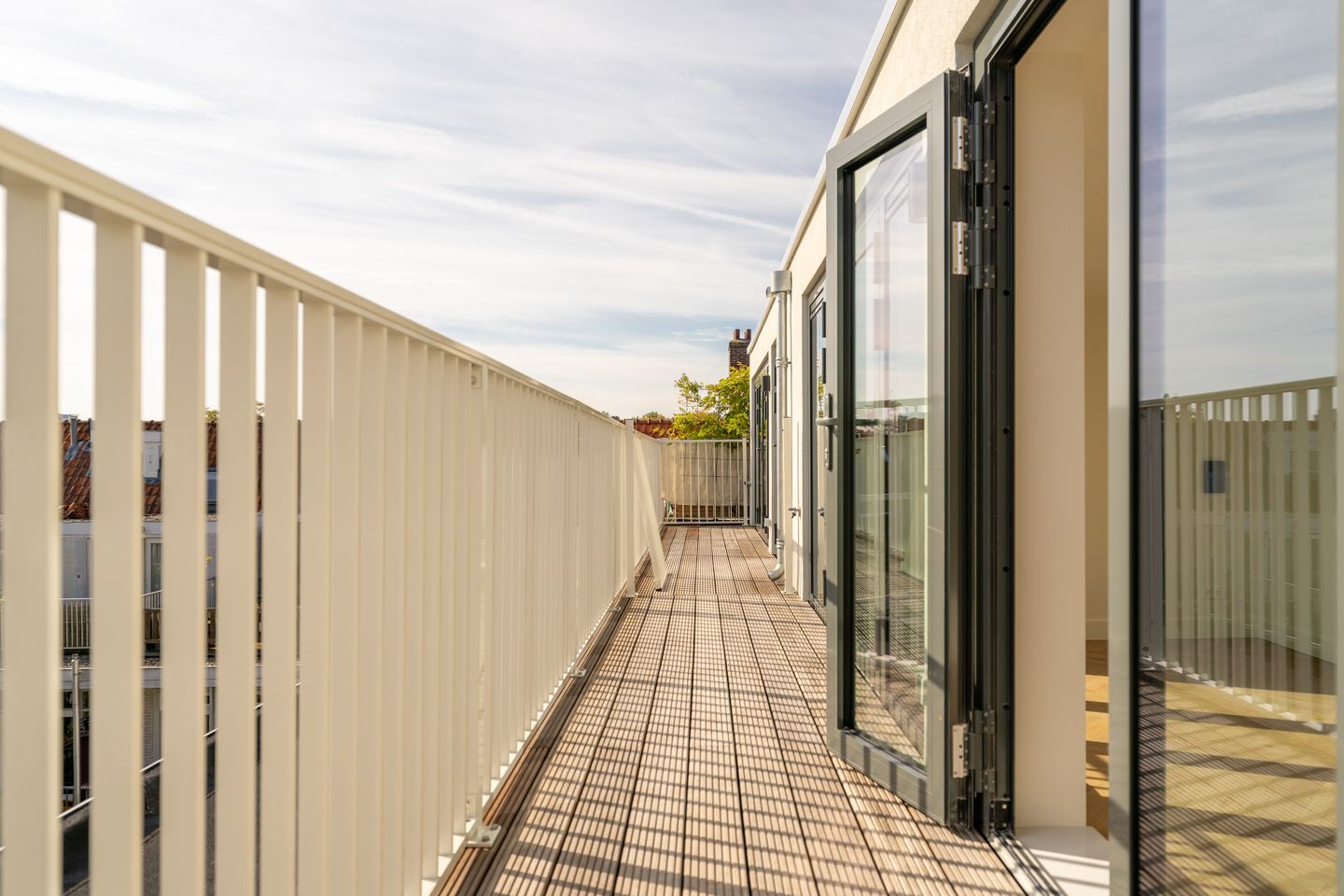 Photo 4 of Van Rensselaerstraat 31-3