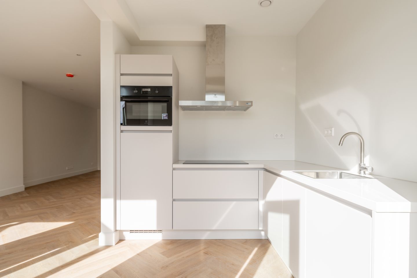 Photo 40 of Van Rensselaerstraat 31-3
