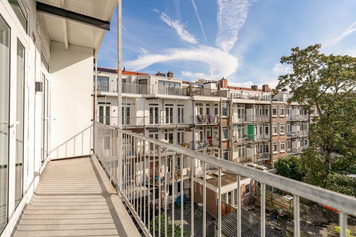 Foto 42 van Van Rensselaerstraat 31-3