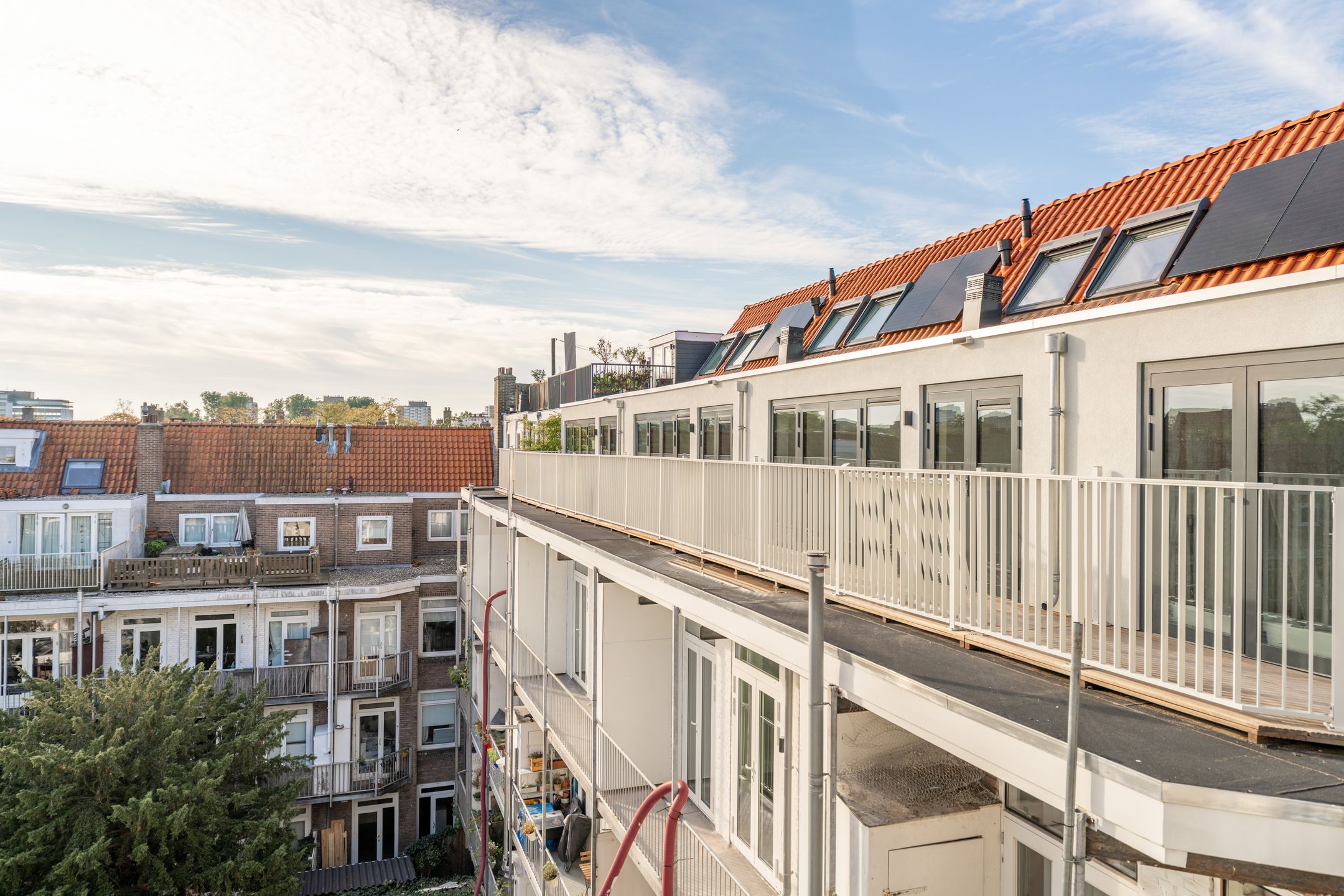 Photo 45 of Van Rensselaerstraat 31-3