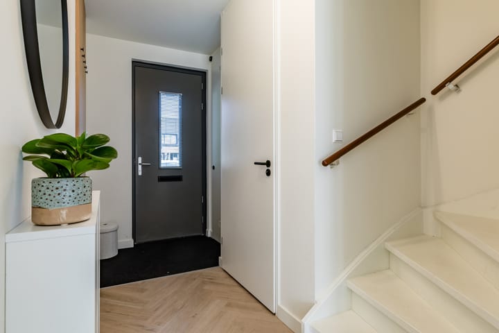 Foto 11 van Middenstip 4