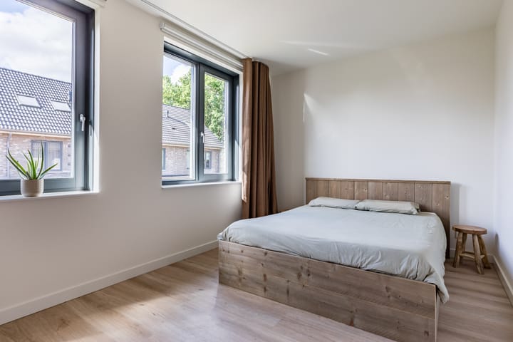 Foto 23 van Middenstip 4