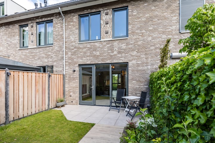 Foto 35 van Middenstip 4