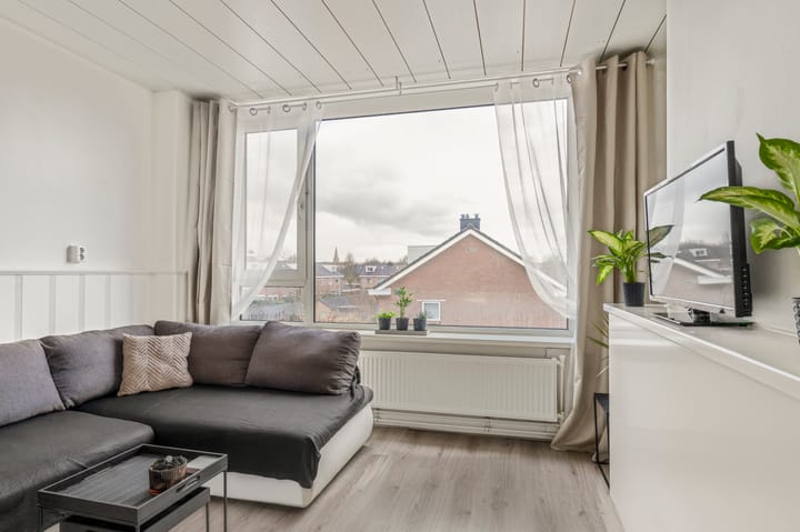 Foto 13 van Mascagnistraat 94