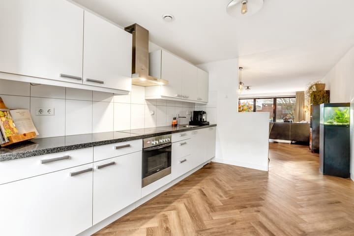 Foto 3 van Azorenweg 37