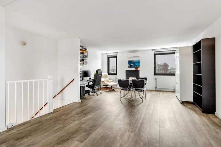 Foto 4 van Azorenweg 37