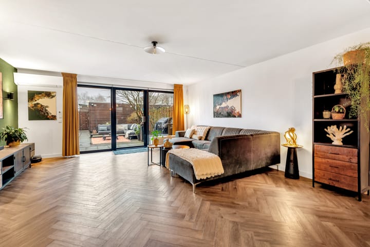 Foto 10 van Azorenweg 37