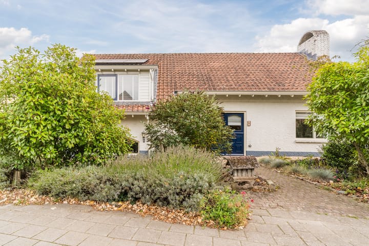 Foto 46 van Acacialaan 1-A