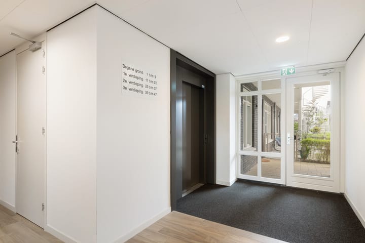 Foto 29 van Persimoenstraat 35