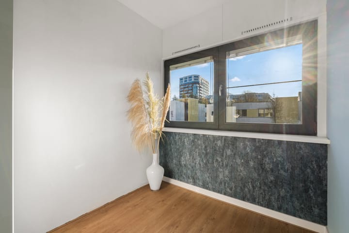 Foto 26 van John Coltranestraat 5