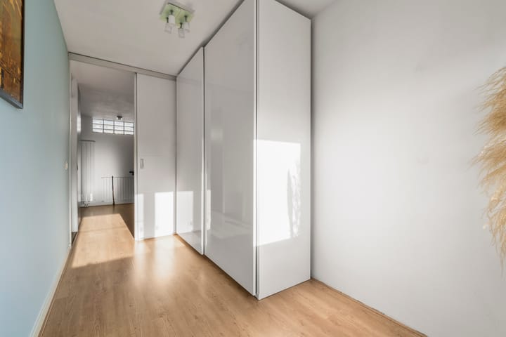 Foto 27 van John Coltranestraat 5