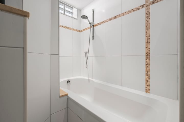 Foto 29 van John Coltranestraat 5