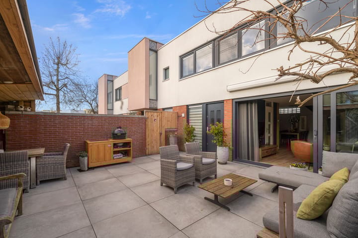 Foto 35 van John Coltranestraat 5