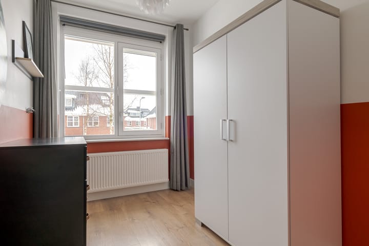 Foto 32 van Valeriaan 2-A