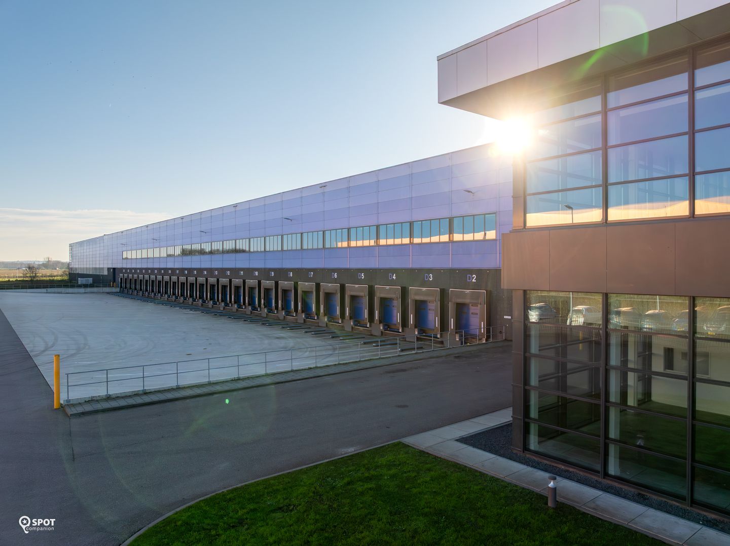 Bekijk foto 4 van 7Poort 8