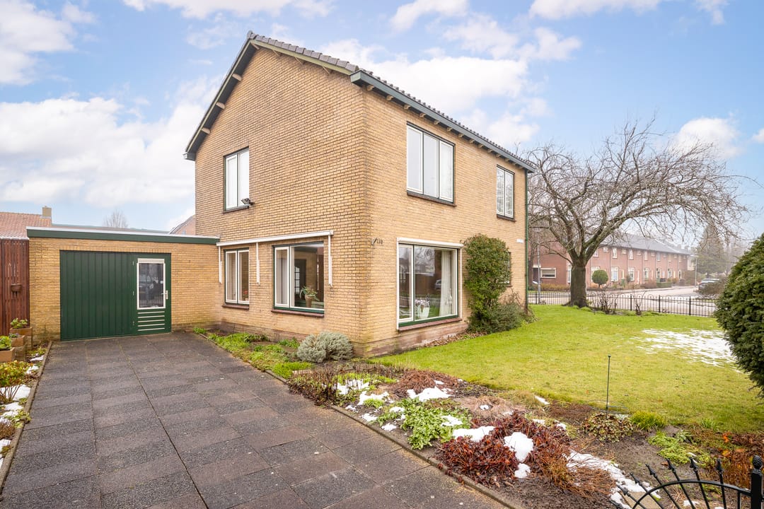 Foto 2 van Dahliastraat 110