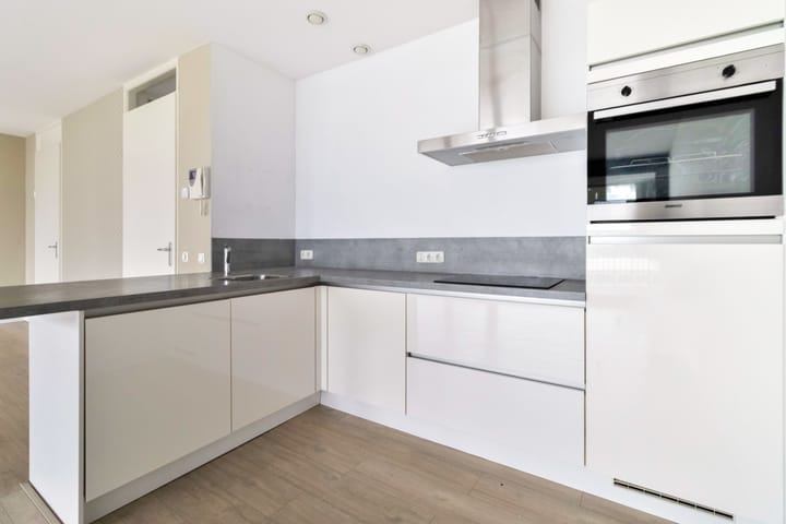 Foto 14 van Romerstraat 34