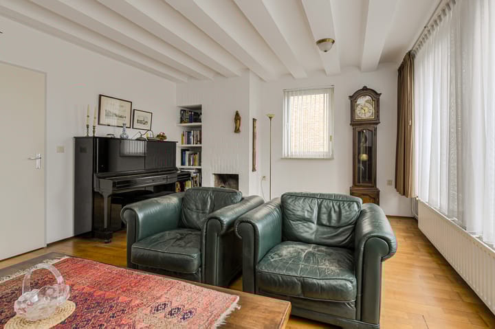 Foto 10 van Spank 50