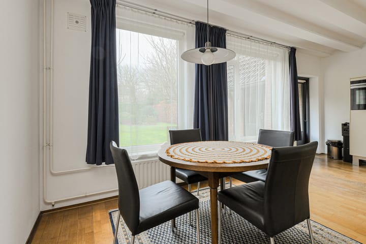 Foto 13 van Spank 50