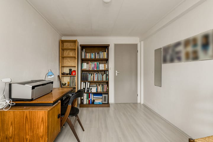 Foto 32 van Spank 50