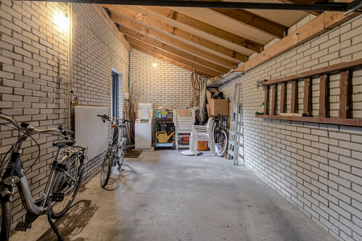 Foto 45 van Spank 50