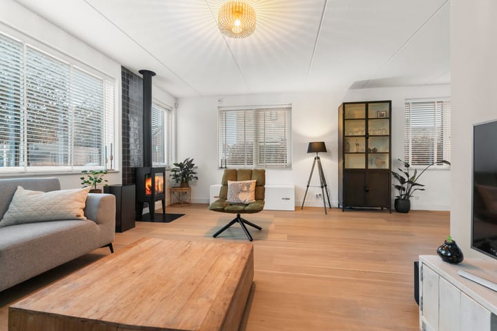 Photo 6 of Frankentaler 23