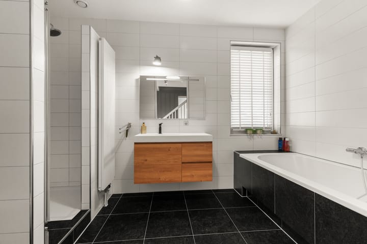 Photo 30 of Frankentaler 23