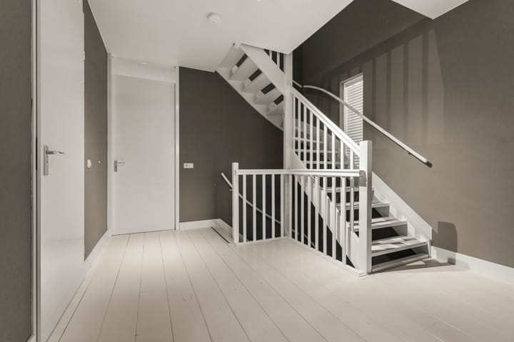 Photo 34 of Frankentaler 23