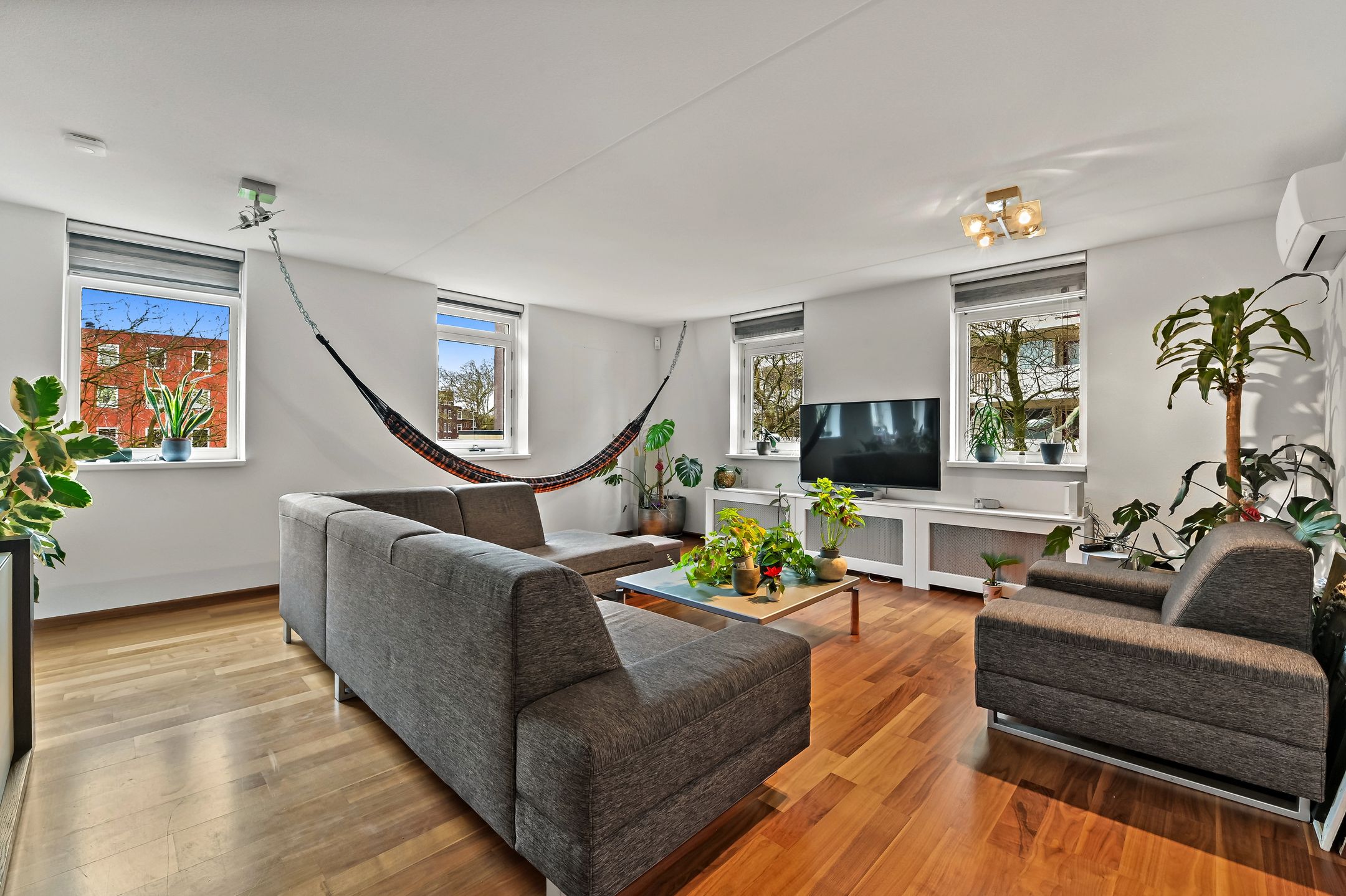 Buying a house in The Netherlands., Suze Groeneweglaan 14