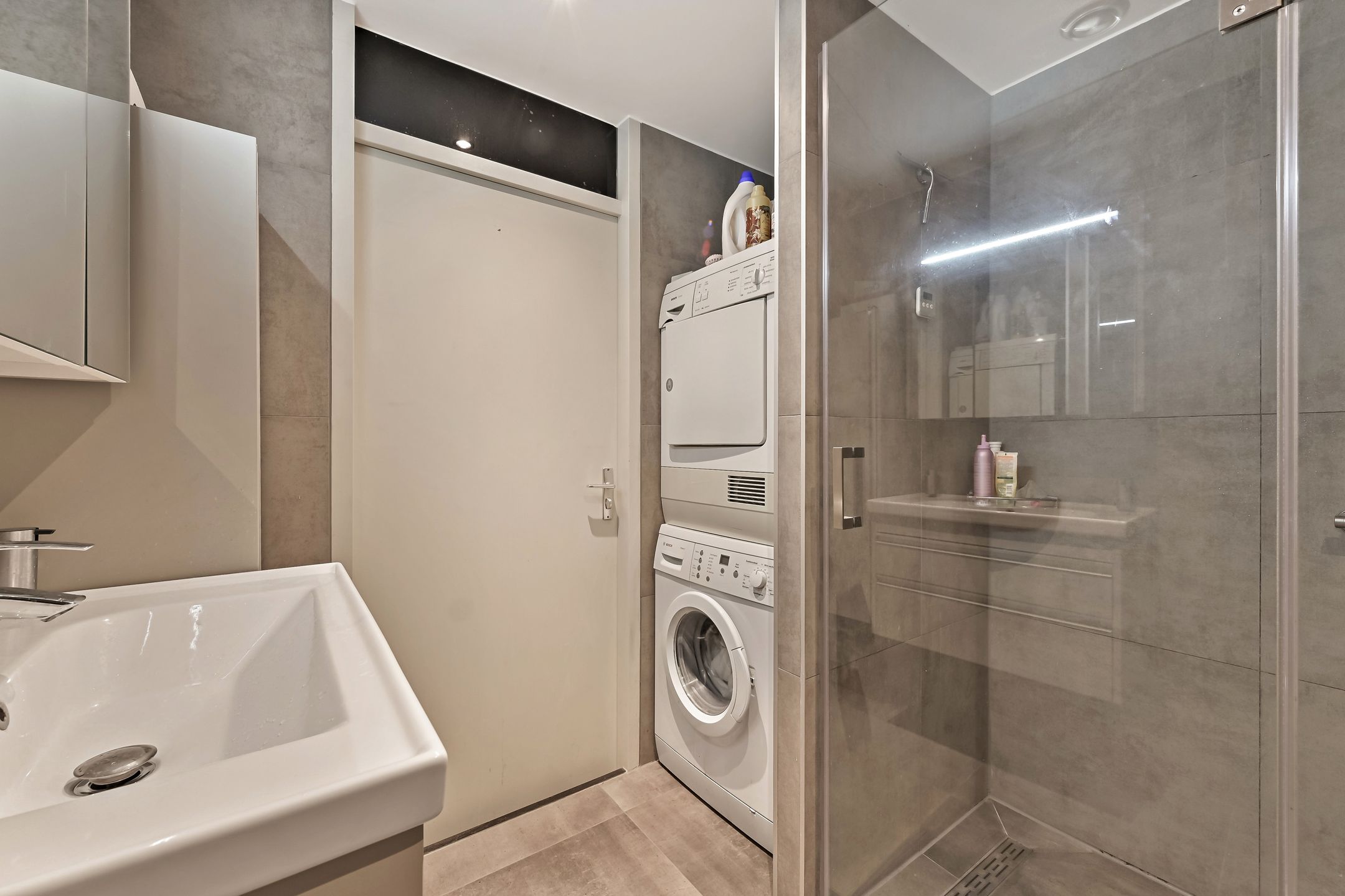 Foto 18 van Suze Groeneweglaan 14