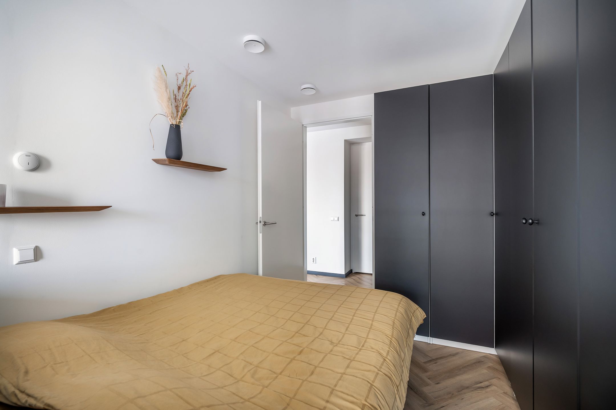 Foto 21 van Baan 46-G