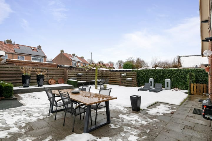 Foto 3 van Middelweg 12