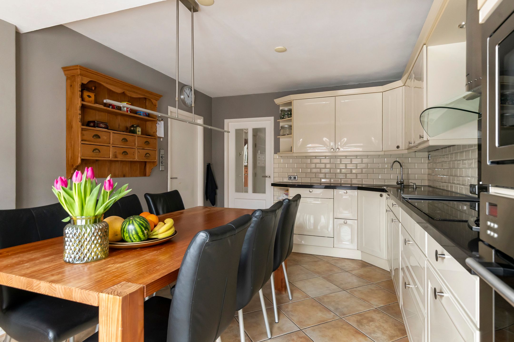 Foto 6 van Middelweg 12