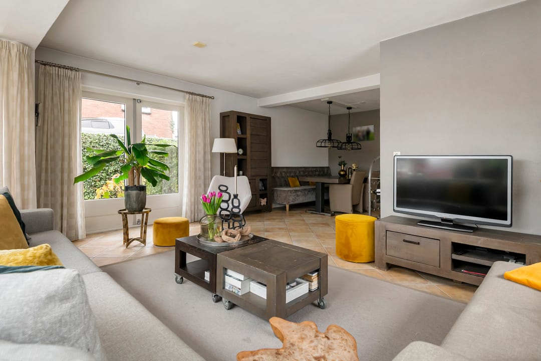 Foto 11 van Middelweg 12