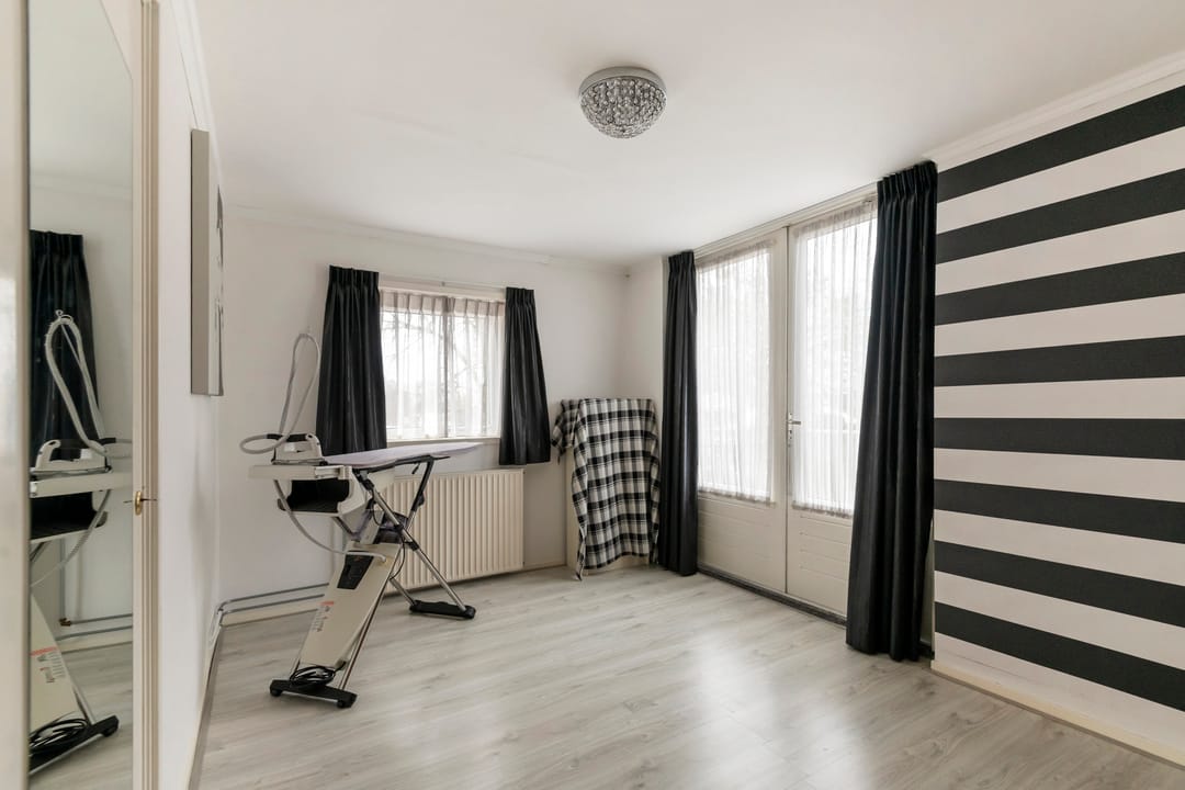 Foto 26 van Middelweg 12