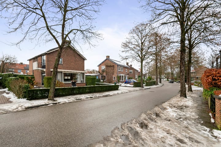 Foto 29 van Middelweg 12