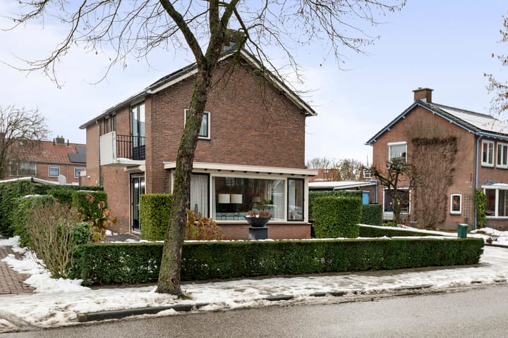 Foto 30 van Middelweg 12