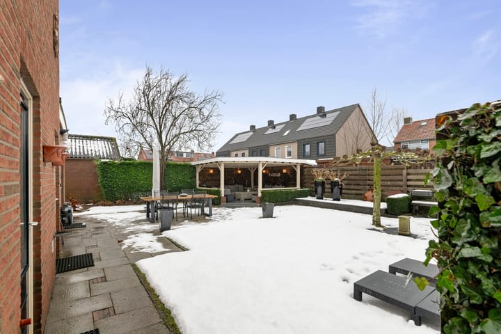 Foto 31 van Middelweg 12