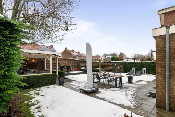 Foto 32 van Middelweg 12