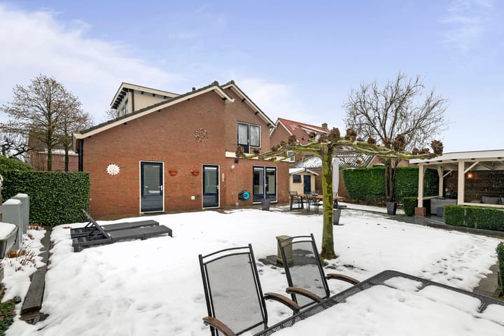 Foto 34 van Middelweg 12