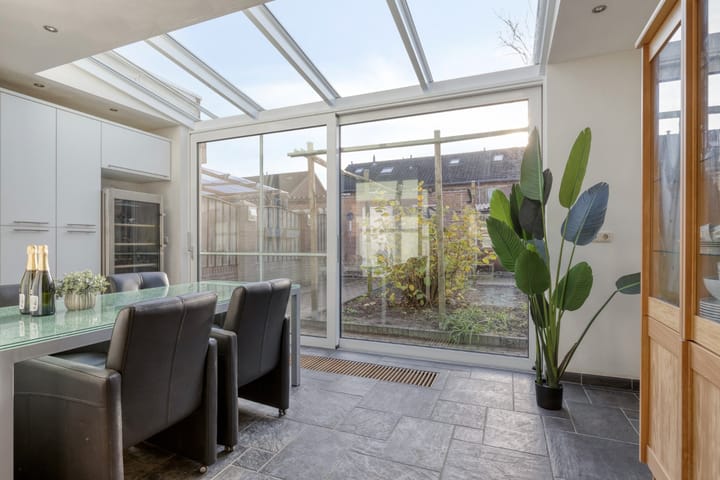 Photo 3 of Uranusstraat 19