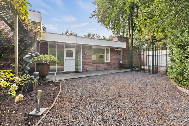 Vrijstaande woning te koop: Prins Johan Frisolaan 10, Badhoevedorp