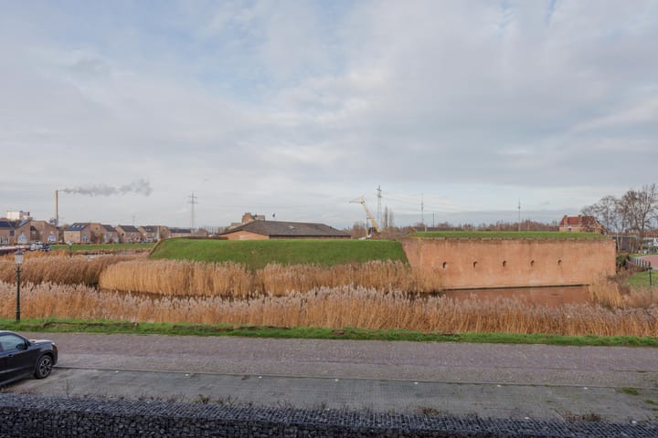 Foto 39 van Tolbrugplein 8