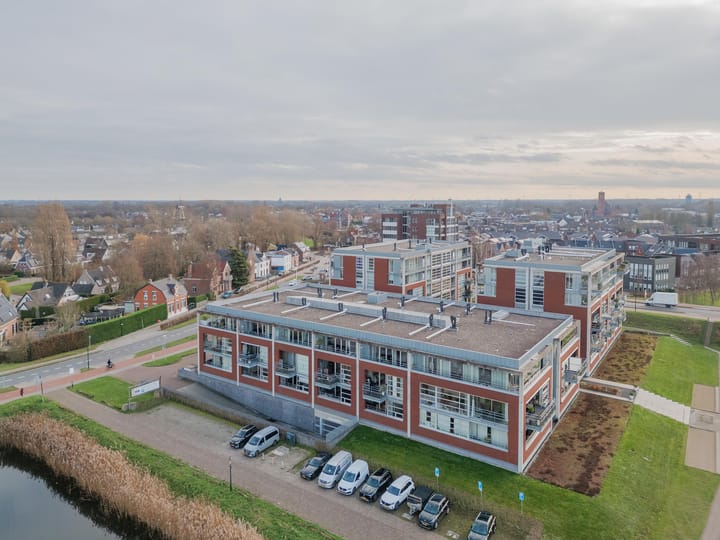 Foto 40 van Tolbrugplein 8