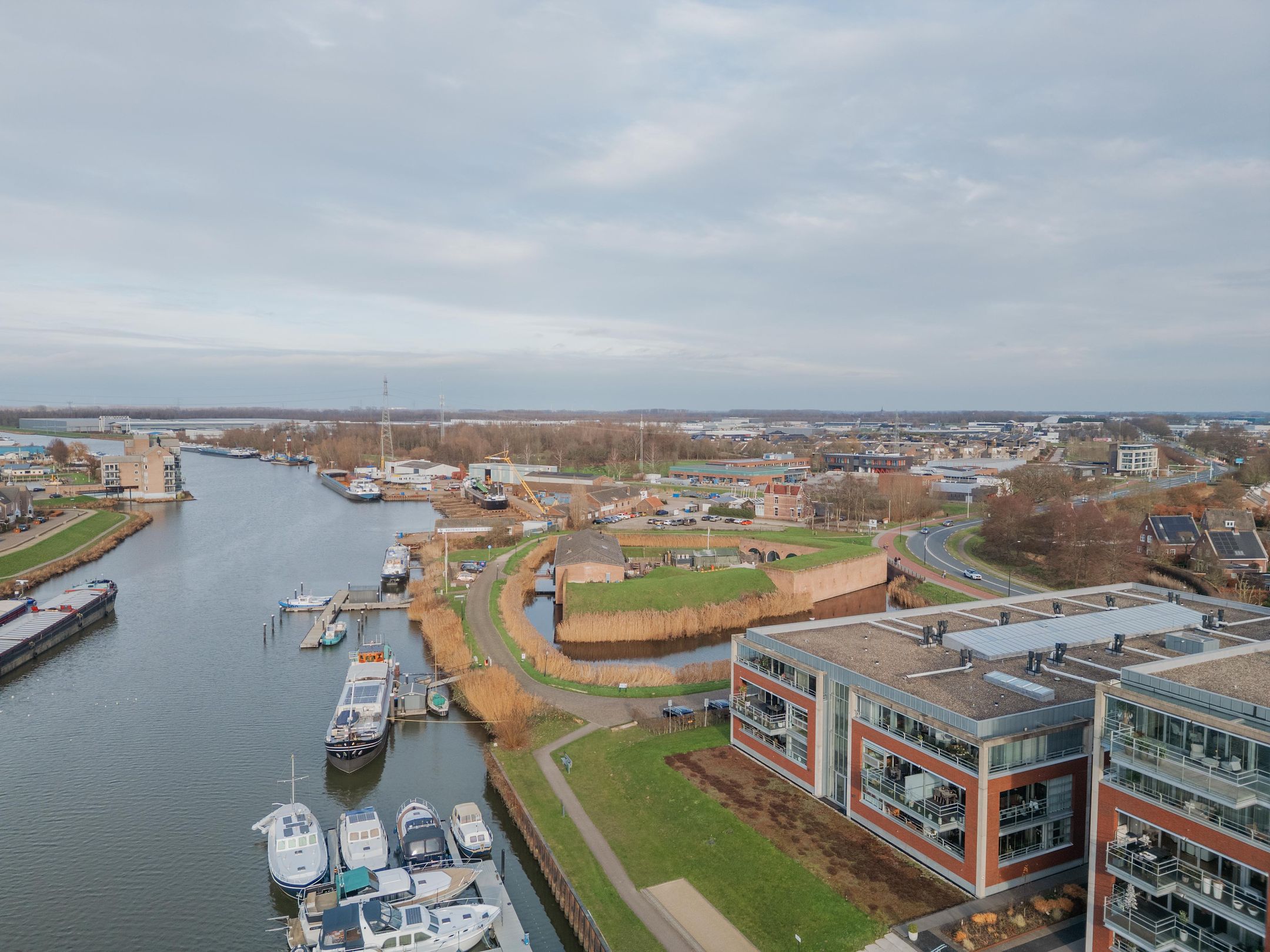 Photo 45 of Tolbrugplein 8