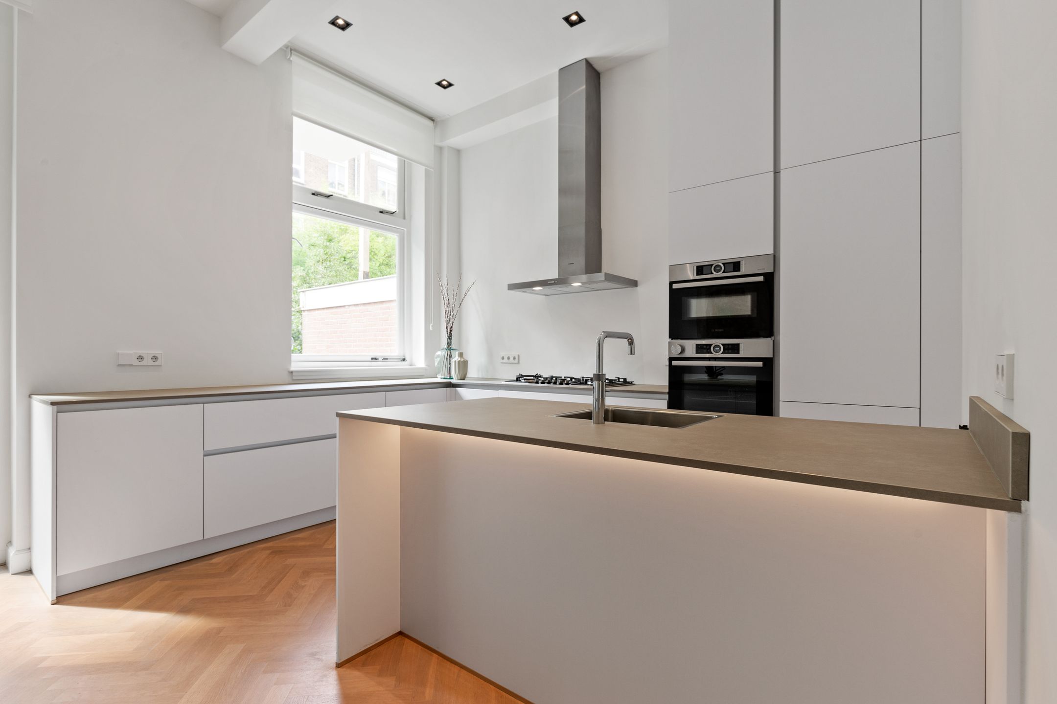 Foto 12 van Weteringschans 84-C