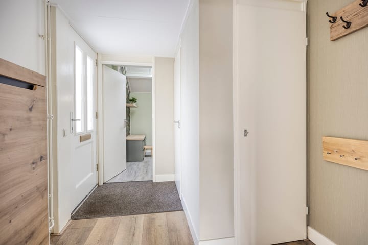 Foto 19 van Smaragd 7