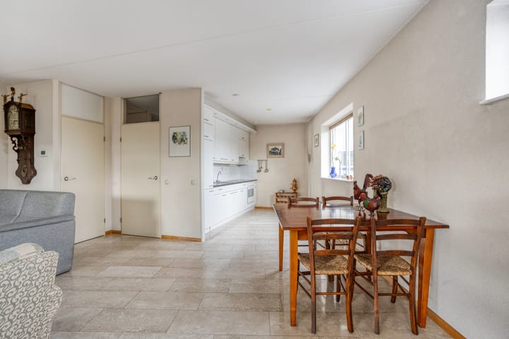 Foto 25 van Roode Leeuw 6